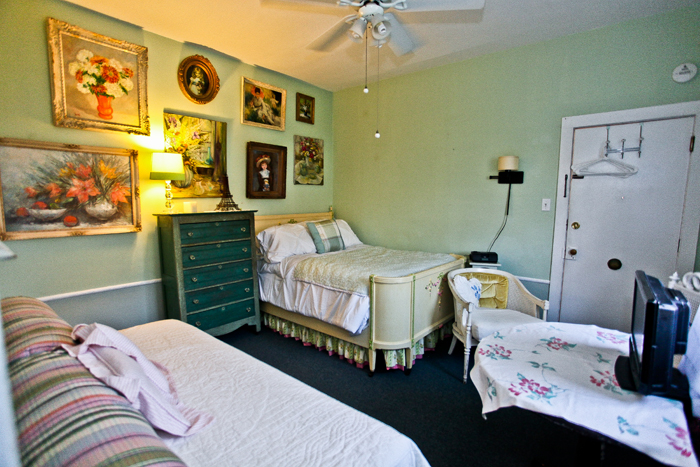 The Windamer Ocean Front Guest House | 23 Ocean Ave N, Ocean Grove, NJ 07756 | Phone: (732) 775-0066