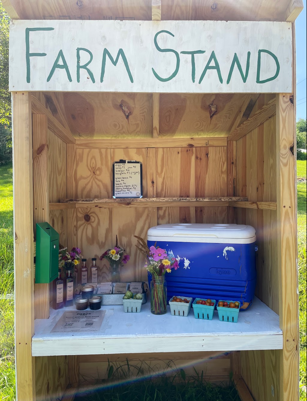 Piebox Farm Stand | 272 Gumbletown Rd, Paupack, PA 18451 | Phone: (570) 352-5439