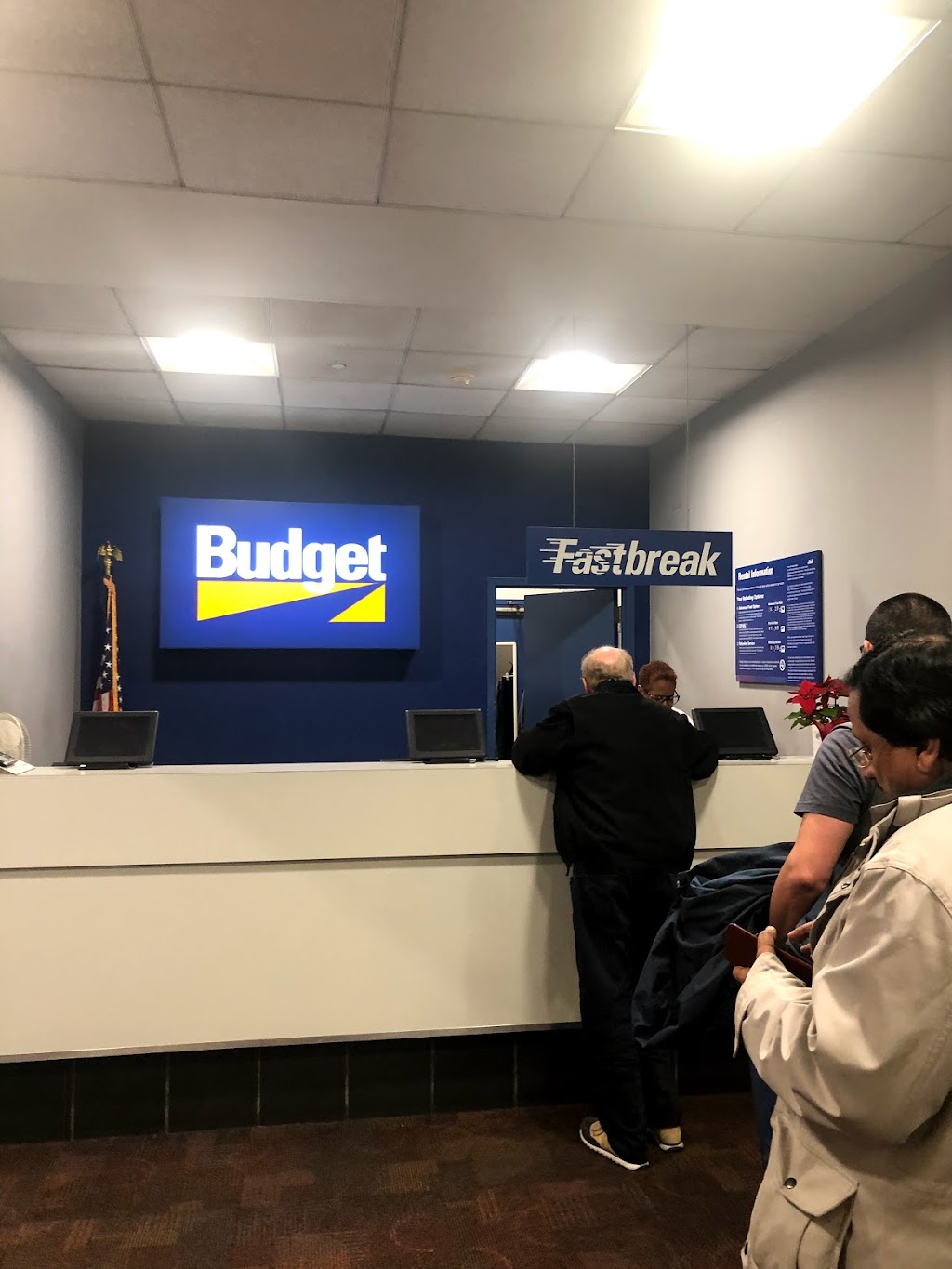 Budget Car Rental | 240 Airport Rd, Departure Bldg, White Plains, NY 10604 | Phone: (914) 681-0663