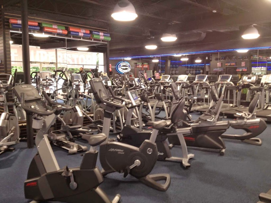 Fitness Showrooms of Suffolk County | 667 W Jericho Turnpike, Huntington, NY 11743 | Phone: (631) 425-9500