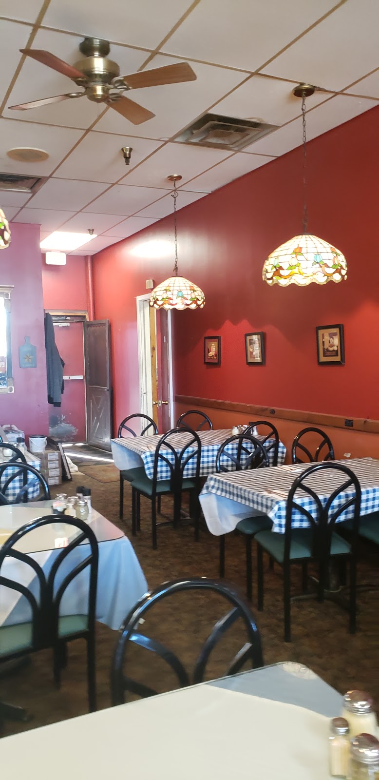 Il Paradiso Pizza & Restaurant | 110 Shoprite Blvd, Ellenville, NY 12458 | Phone: (845) 647-5808