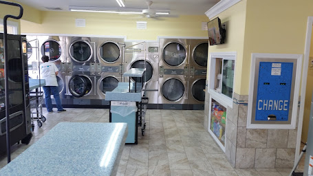 Wash Wearhouse Laundromat | 44 Welwood Ave, Hawley, PA 18428 | Phone: (570) 390-7577