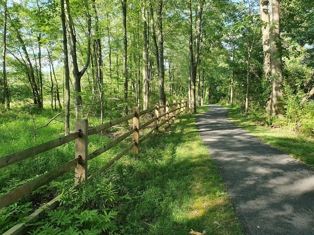 Fox Hollow Trail | 222 S Valley Rd, Paoli, PA 19301 | Phone: (610) 647-5300 ext. 224