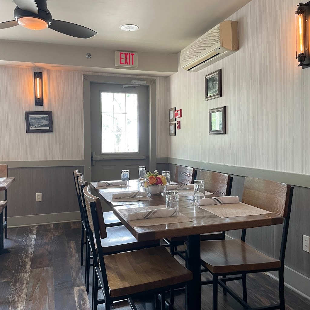 The Watershed Kitchen and Bar | 46 Front St, South Jamesport, NY 11970 | Phone: (631) 779-3454