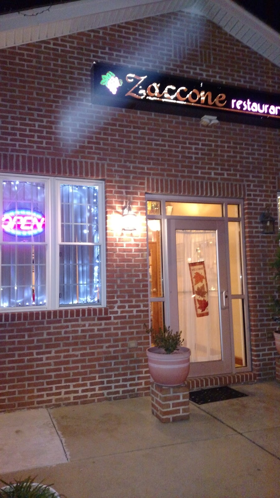Zaccones Restaurant | 3151 Cottman Ave, Philadelphia, PA 19149 | Phone: (215) 335-2435