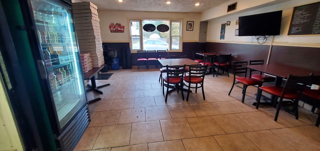 Pete & Jons Pizzaria | 50 Magnolia Rd, Pemberton, NJ 08068 | Phone: (609) 894-8073