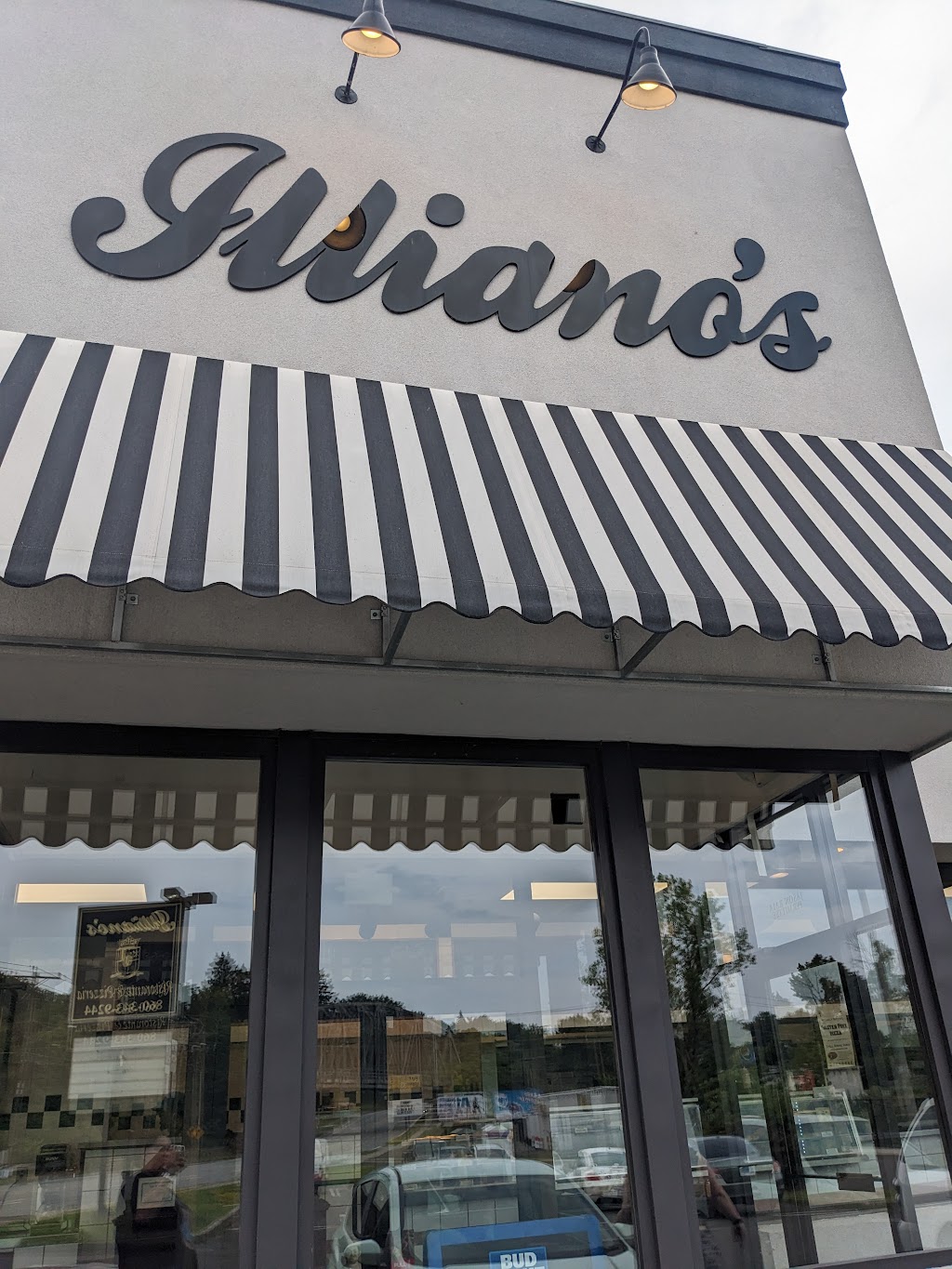 Illianos Ristorante and Pizzeria | 534 Washington St, Middletown, CT 06457 | Phone: (860) 343-9244