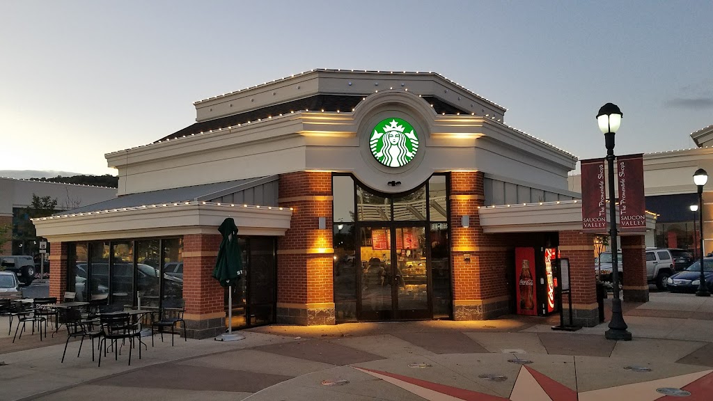 Starbucks | Shops at Saucon Valley, 2900 Center Valley Pkwy, Center Valley, PA 18034 | Phone: (610) 791-3056
