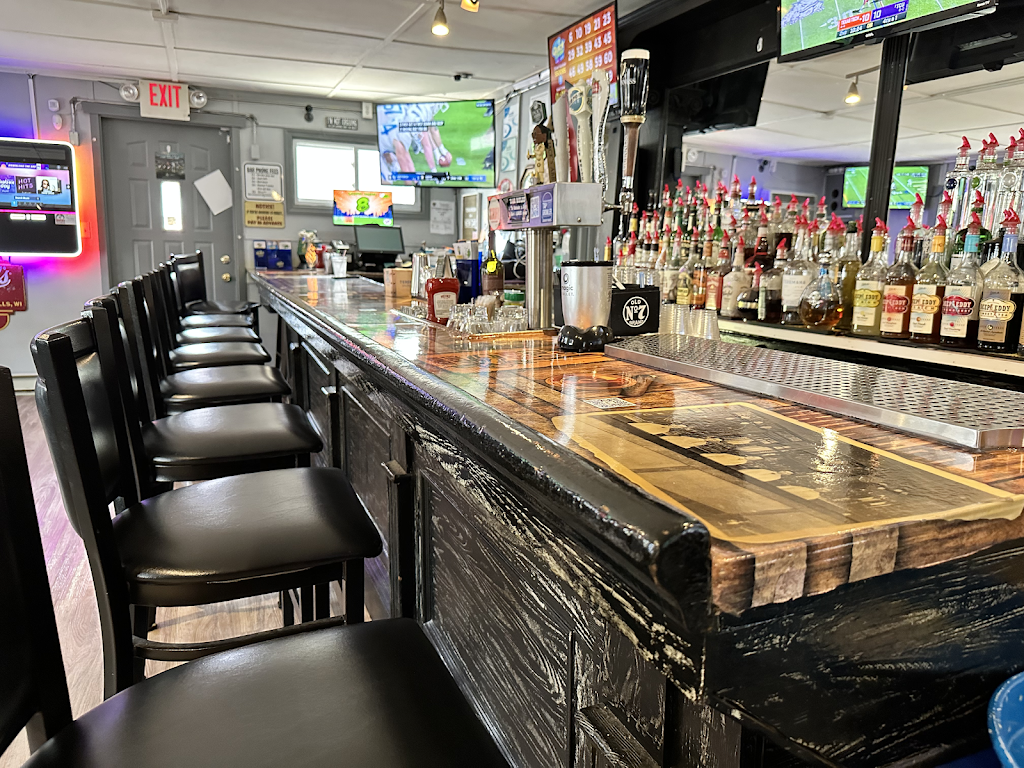 Tap And Growler Bar & Grill | 363 Main St, Sayreville, NJ 08872 | Phone: (732) 253-7226