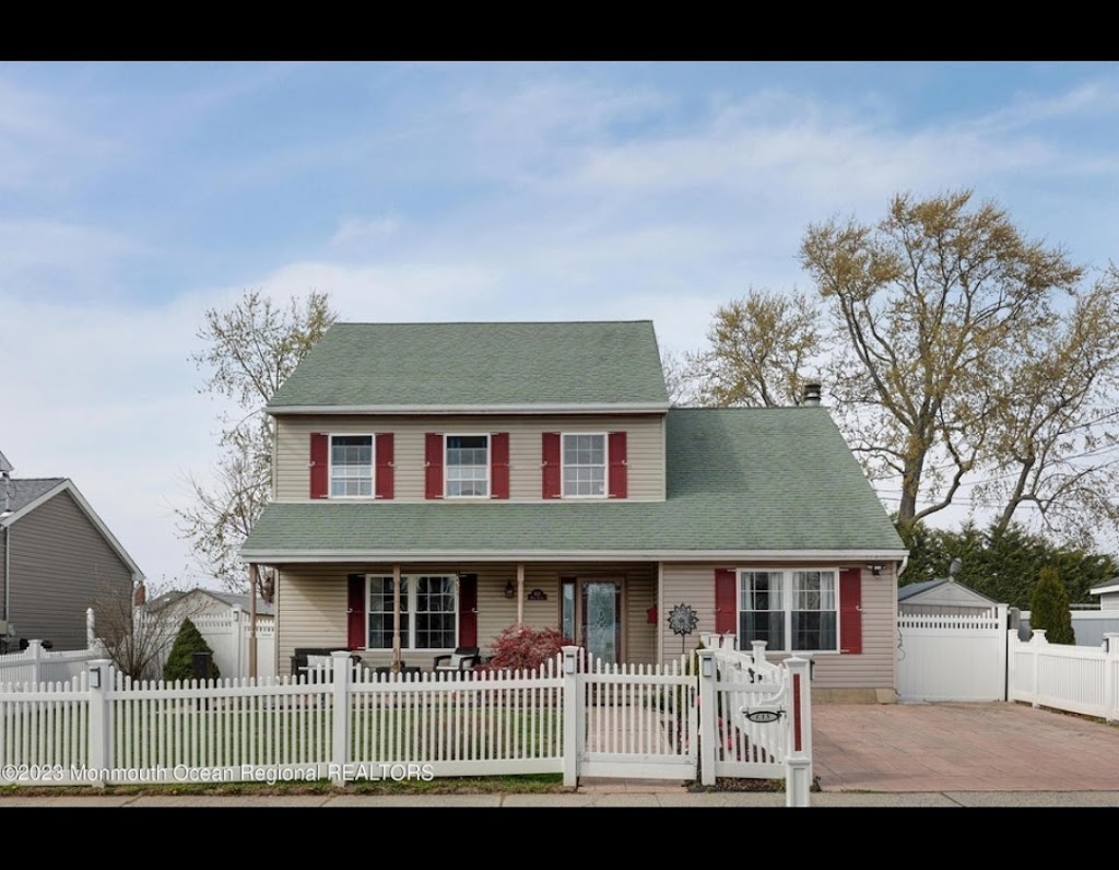 Jersey Shore Real Estate Agent | 6 Crown Ct, Tinton Falls, NJ 07724 | Phone: (732) 924-1917