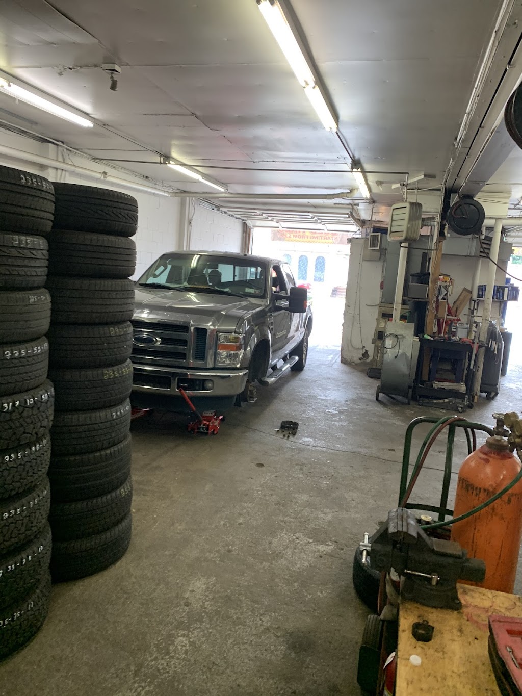 Quality Tire & Auto Repair | 642 W Montauk Hwy, Lindenhurst, NY 11757 | Phone: (631) 991-3525