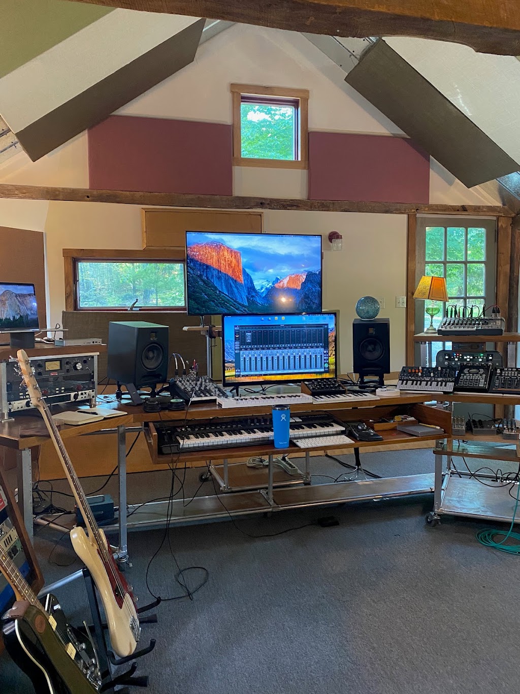 Elbow Room Recording Studio | 4 Highwoods Rd Apt Studio L, Saugerties, NY 12477 | Phone: (646) 455-9832