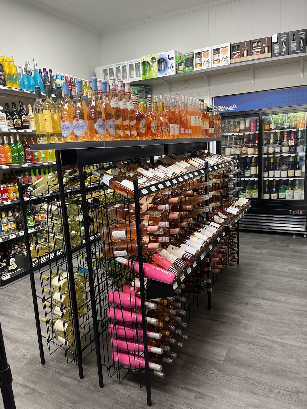 Sagamore Liquors | 257 Pine Hollow Rd, Oyster Bay, NY 11771 | Phone: (516) 922-9490