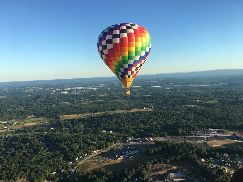 Above the Clouds Hot Air Balloon Rides | Randall Airport, 72 Airport Rd, Middletown, NY 10940 | Phone: (845) 360-5594