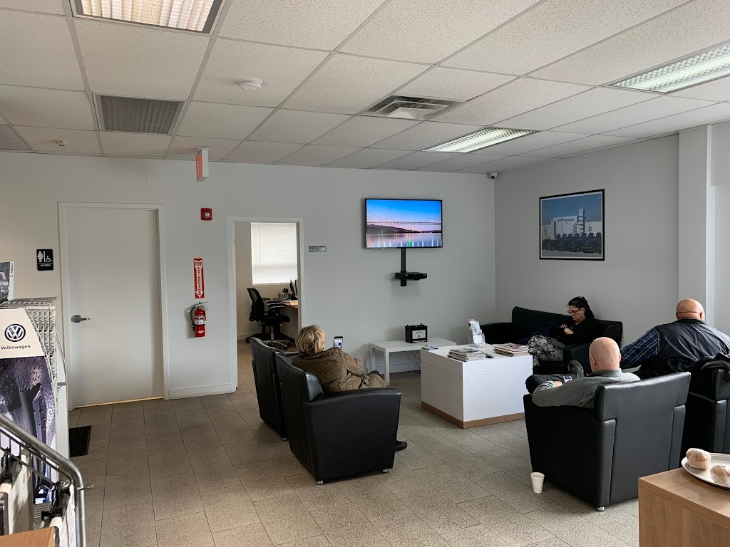 White Plains Volkswagen Service Center | 410 Saw Mill River Rd, Elmsford, NY 10523 | Phone: (914) 909-1644