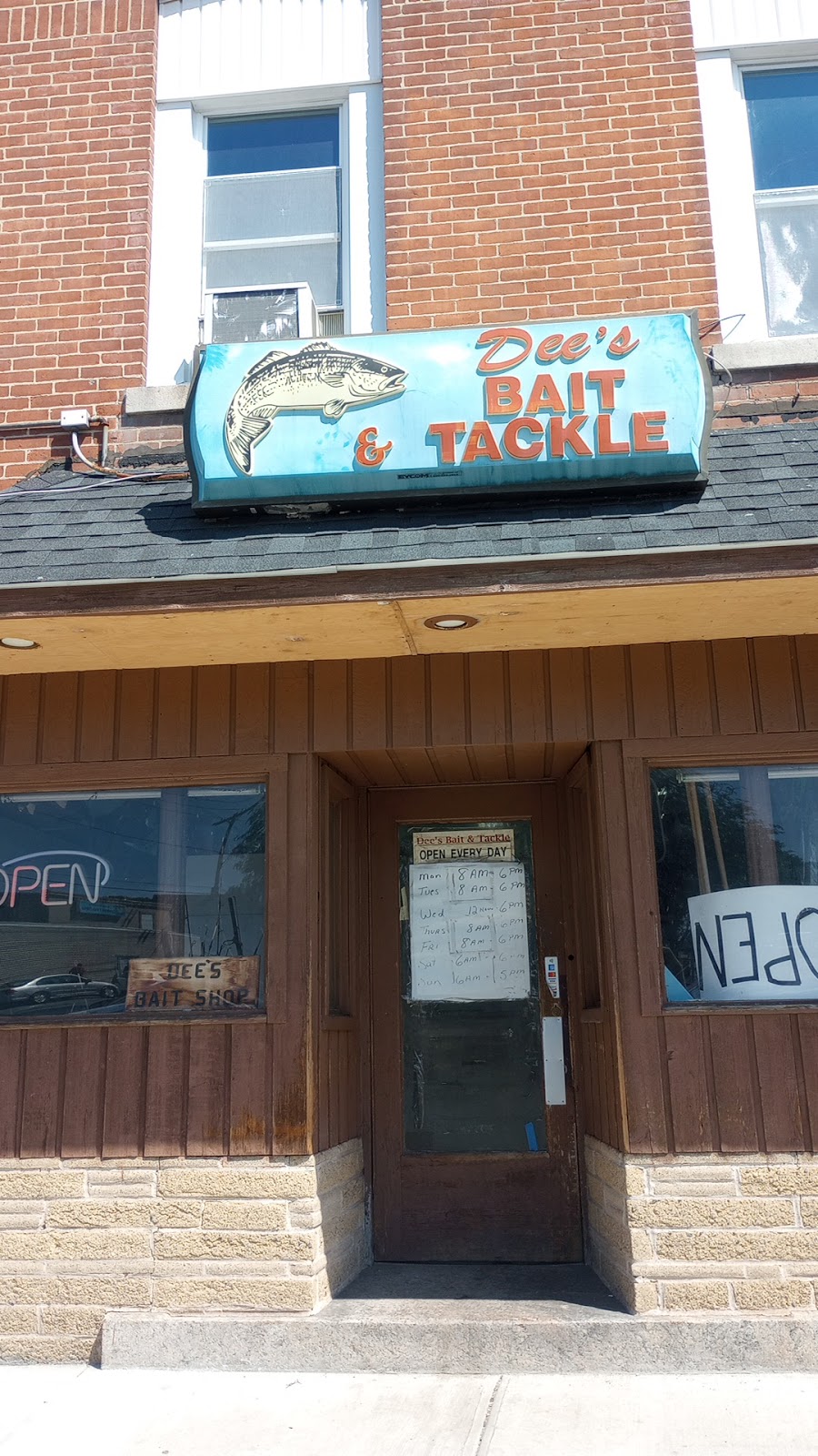 Dees Bait and Tackle | 93 Clay St, New Haven, CT 06513 | Phone: (203) 562-7025