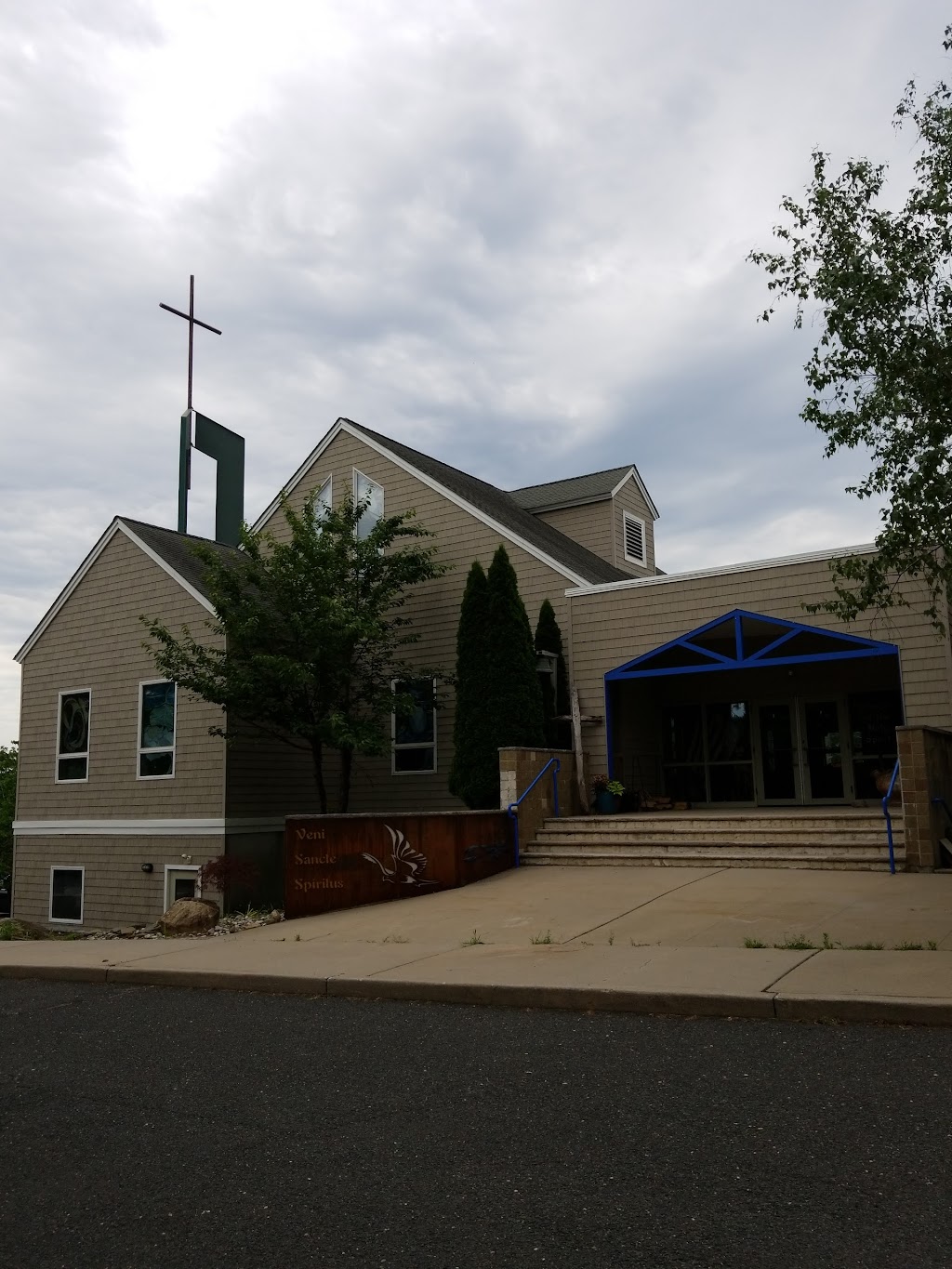Church of the Holy Spirit | 3 Haytown Rd, Lebanon, NJ 08833 | Phone: (908) 236-6301