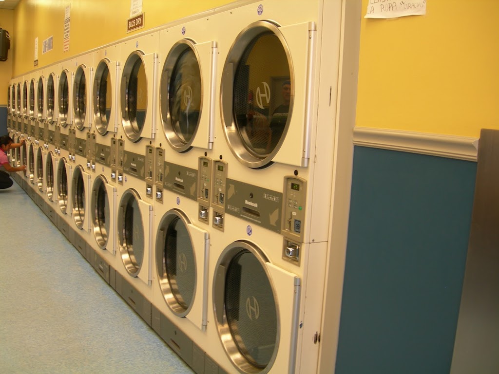 Rug Mill Laundry Center | 20 Jackson St, Freehold, NJ 07728 | Phone: (732) 333-0217