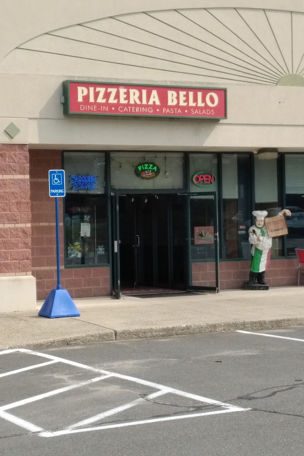 Pizzeria Bello | 317 Federal Rd, Brookfield, CT 06804 | Phone: (203) 740-4400