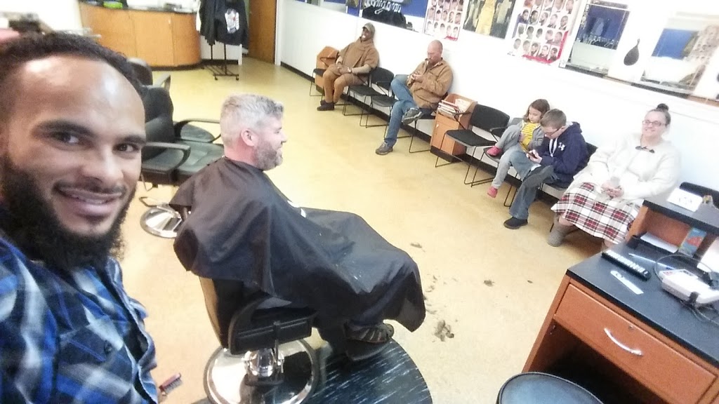 Legendary Looks Barbershop | 30 Lafayette Sq, Vernon, CT 06066 | Phone: (860) 858-5301