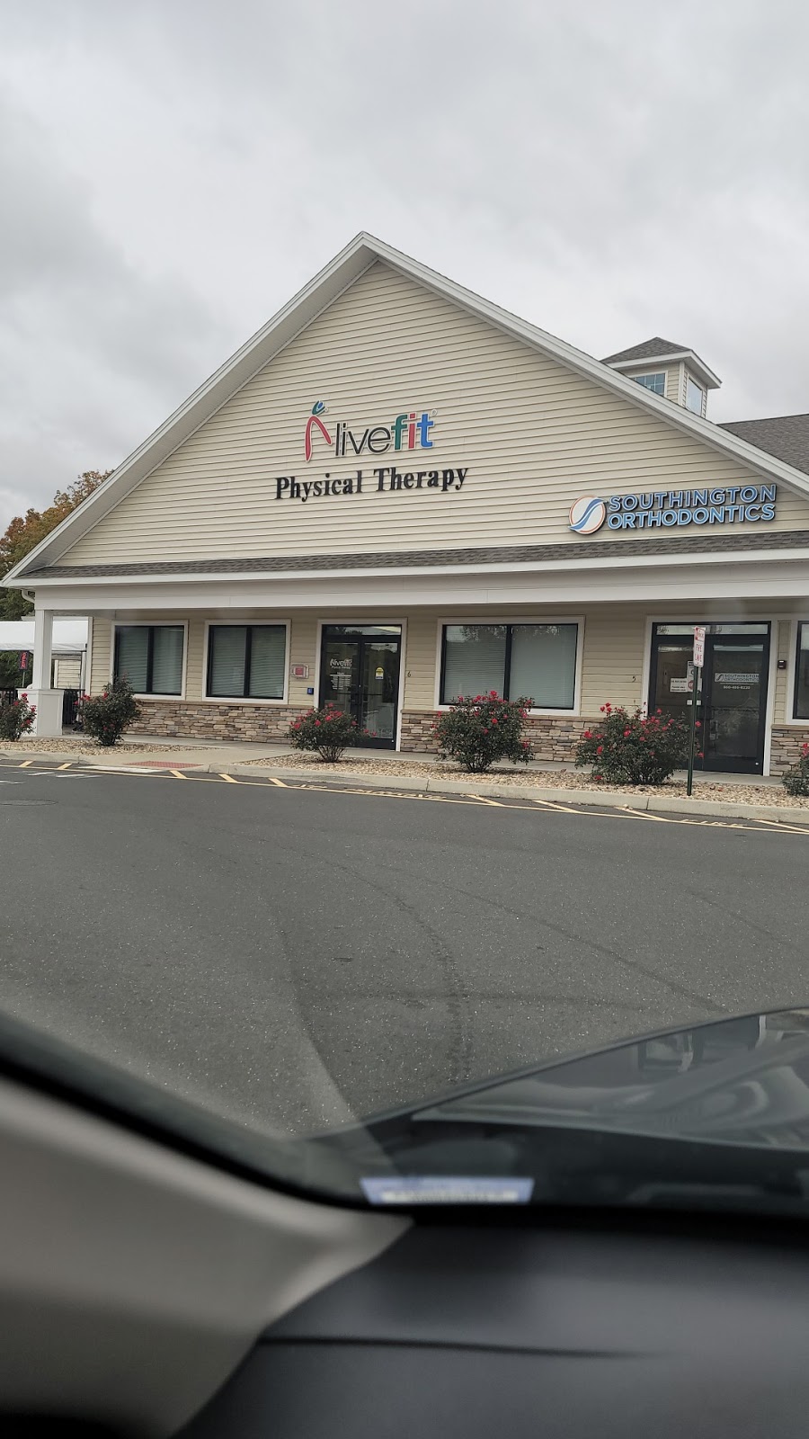 Greater Hartford Physical Therapy | 1095 West St, Southington, CT 06489 | Phone: (860) 621-3899