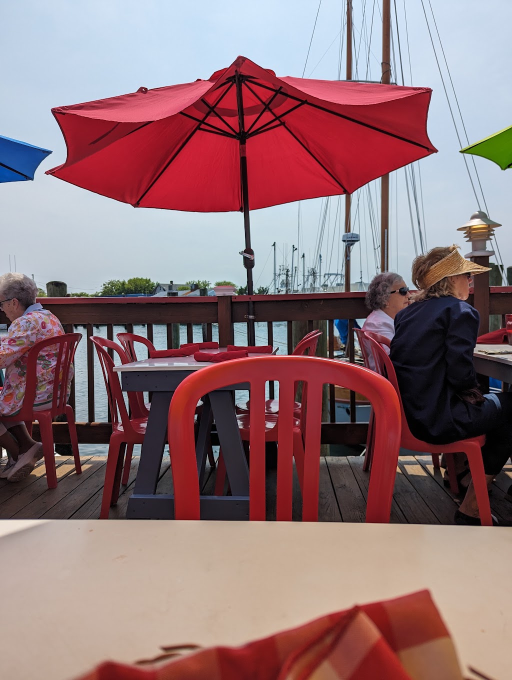 Reds Lobster Pot Restaurant | 57 Inlet Dr, Point Pleasant Beach, NJ 08742 | Phone: (732) 295-6622