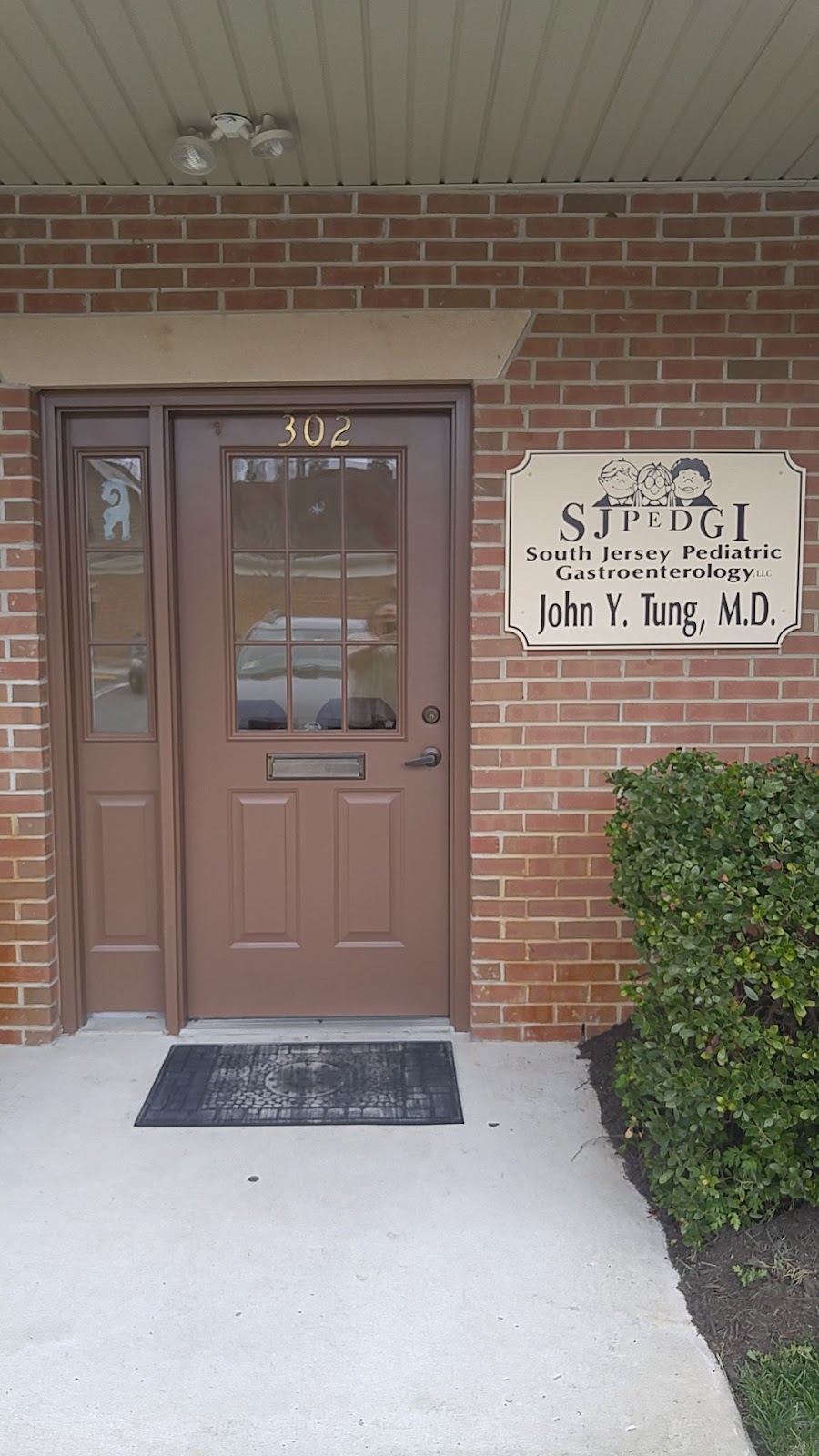 South Jersey Pediatric GI: Tung John Y MD | 5429 Harding Hwy # 302, Mays Landing, NJ 08330 | Phone: (609) 625-8688