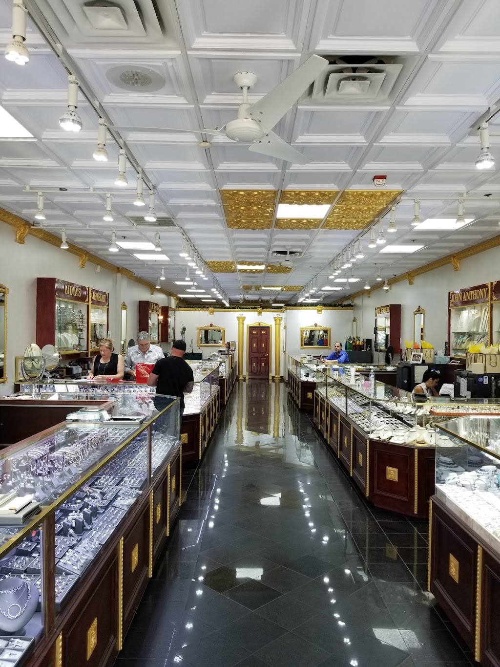 Edgewater Jewelry Center | 515 River Rd, Edgewater, NJ 07020 | Phone: (201) 941-3041