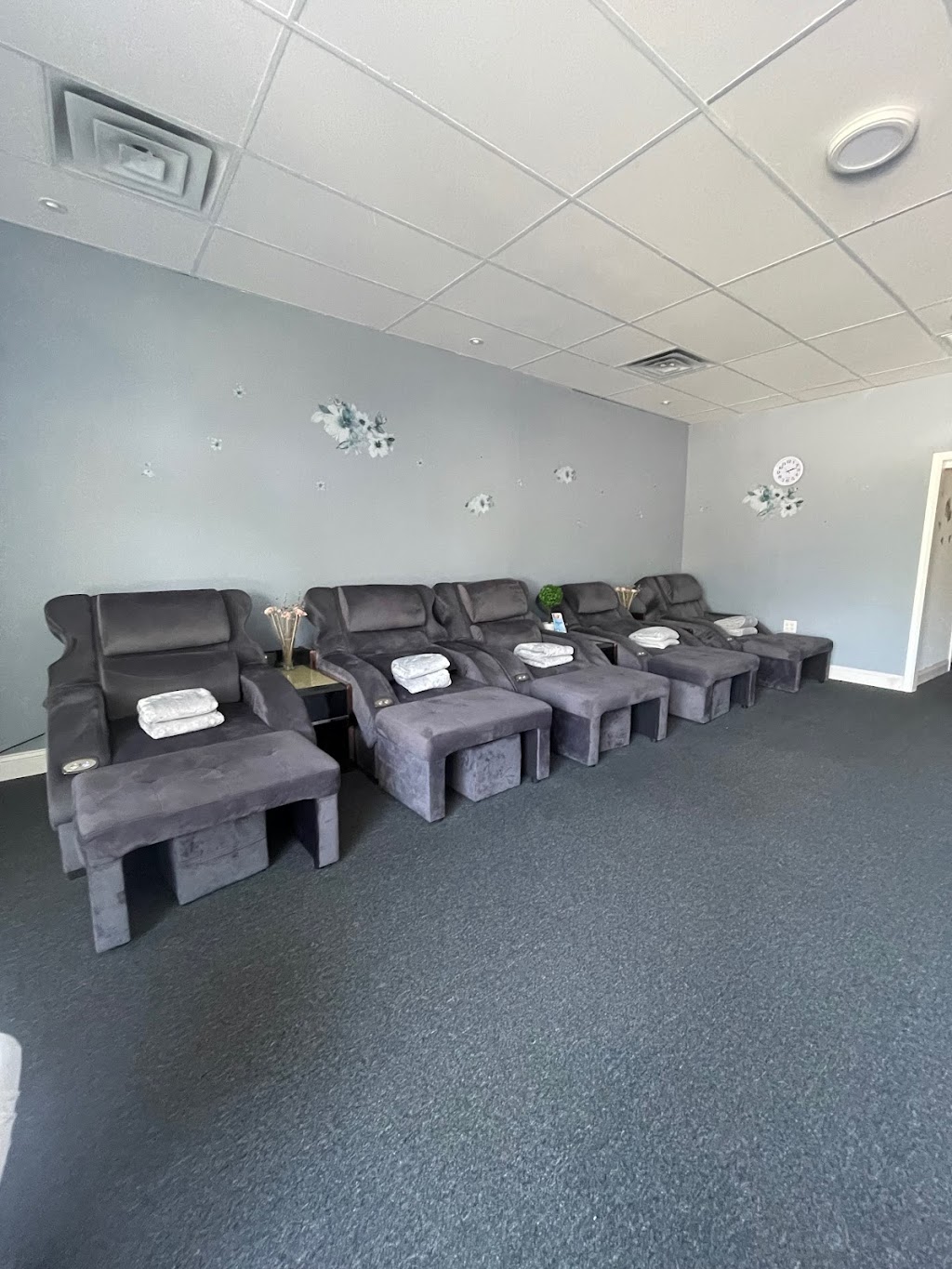 Pleasure Spa | 1023 Germantown Pike, Plymouth Meeting, PA 19462 | Phone: (610) 844-5591