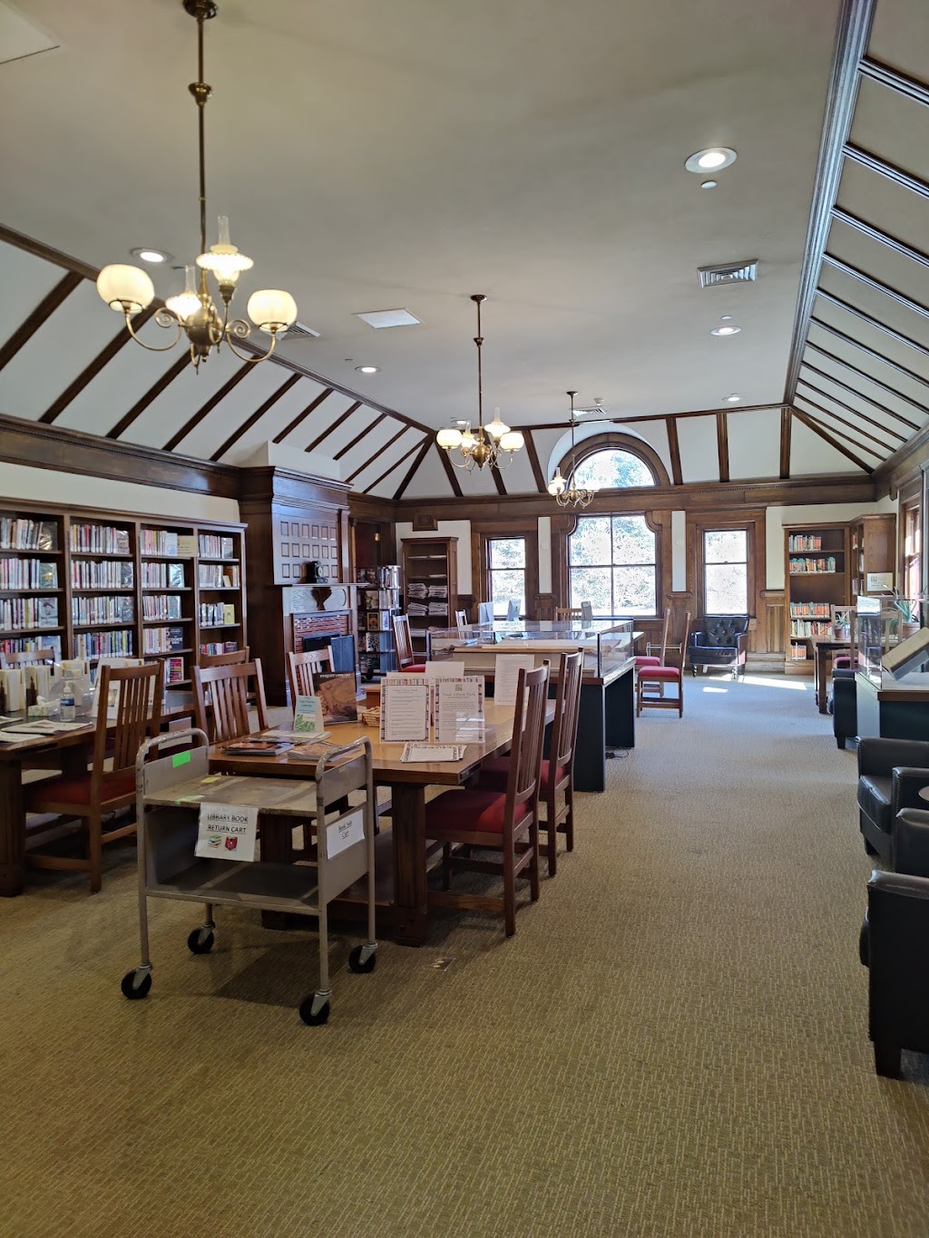 Pequot Library | 720 Pequot Ave, Southport, CT 06890 | Phone: (203) 259-0346