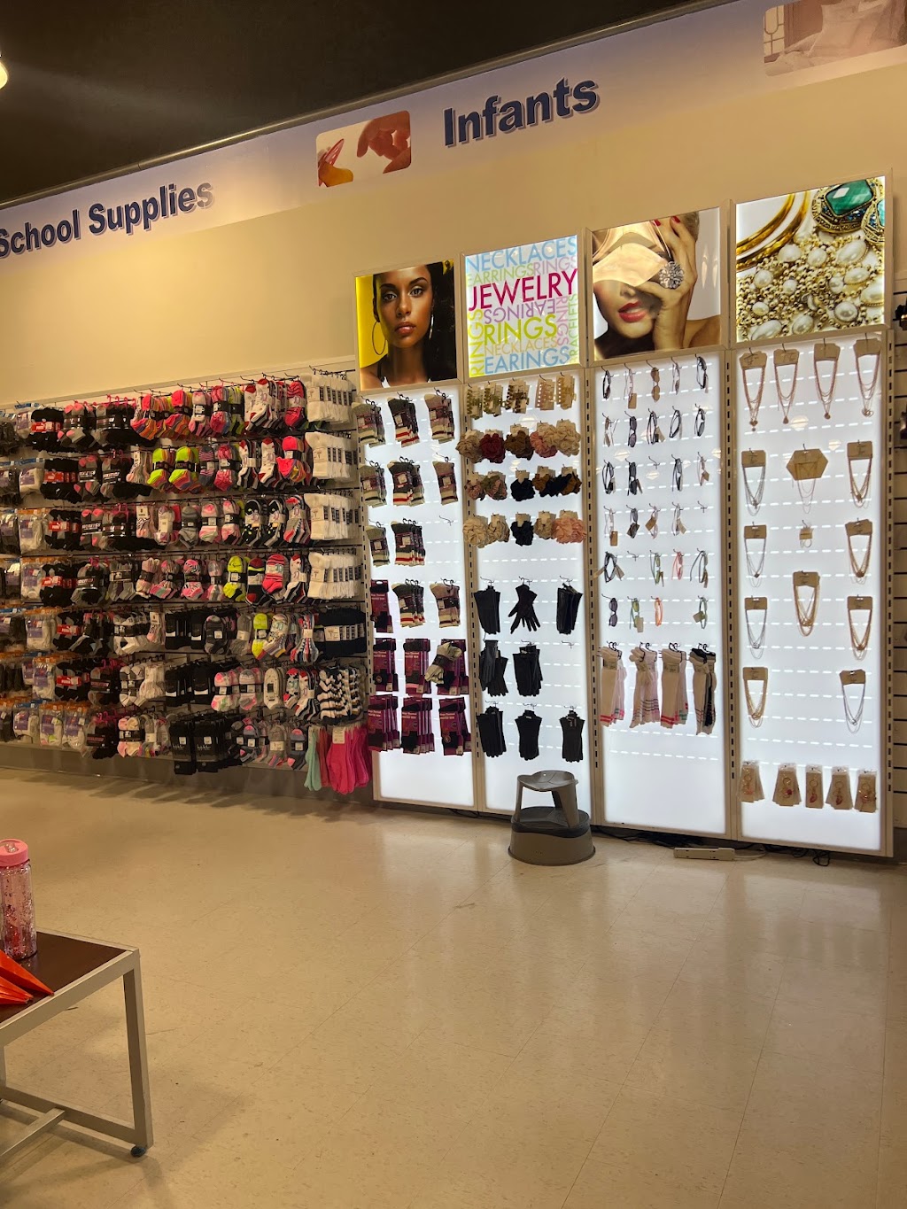 Shoppers World | 1420 Berlin Turnpike, Wethersfield, CT 06109 | Phone: (860) 956-0178