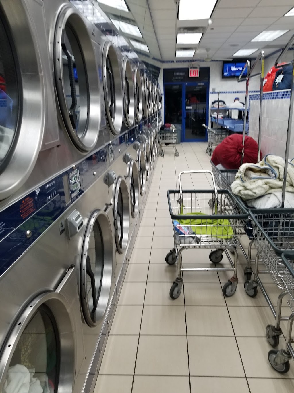 M & B Laundromat | 135-13 Lefferts Blvd, Queens, NY 11420 | Phone: (718) 323-0738