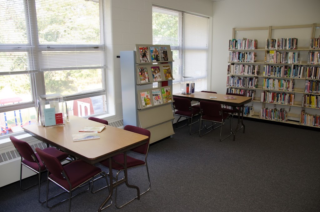 Mercer County Library: Hollowbrook Branch Library | 320 Hollowbrook Dr, Ewing Township, NJ 08638 | Phone: (609) 883-5914
