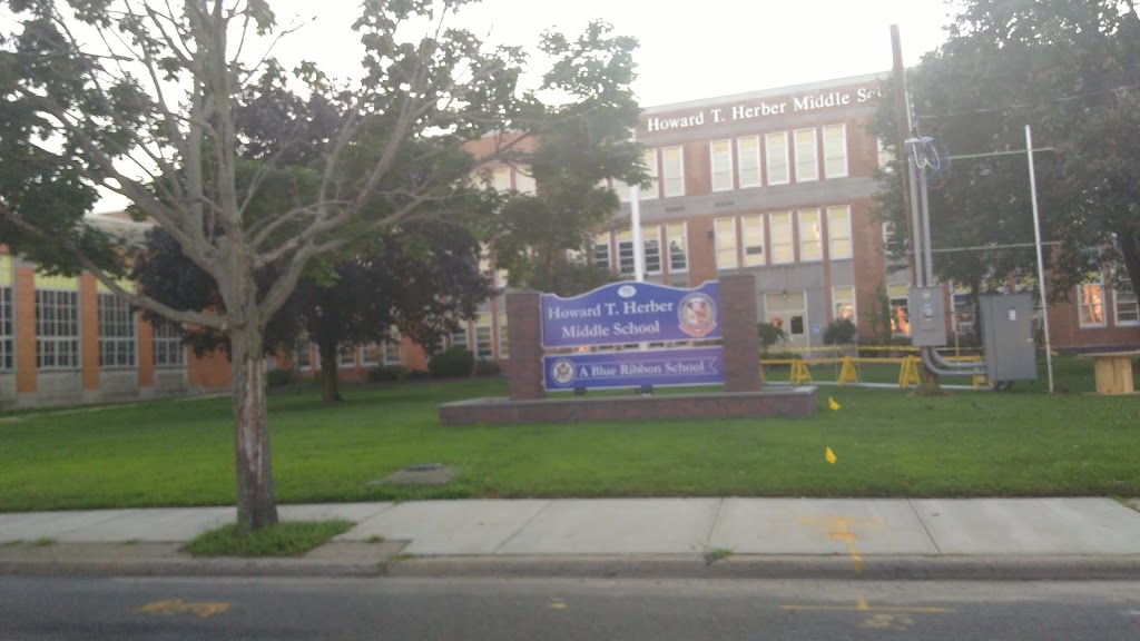 Howard T Herber Middle School | 75 Ocean Ave, Malverne, NY 11565 | Phone: (516) 887-6400