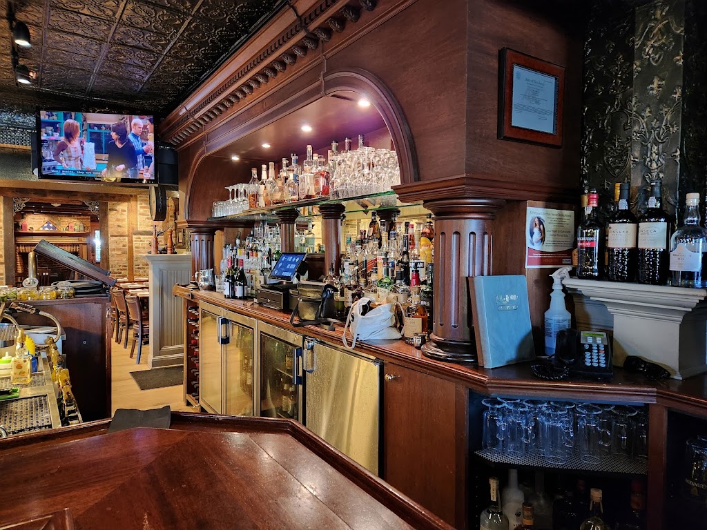 Fox & Hound Tavern at The Lebanon Hotel | 69 Main St, Lebanon, NJ 08833 | Phone: (908) 437-1300