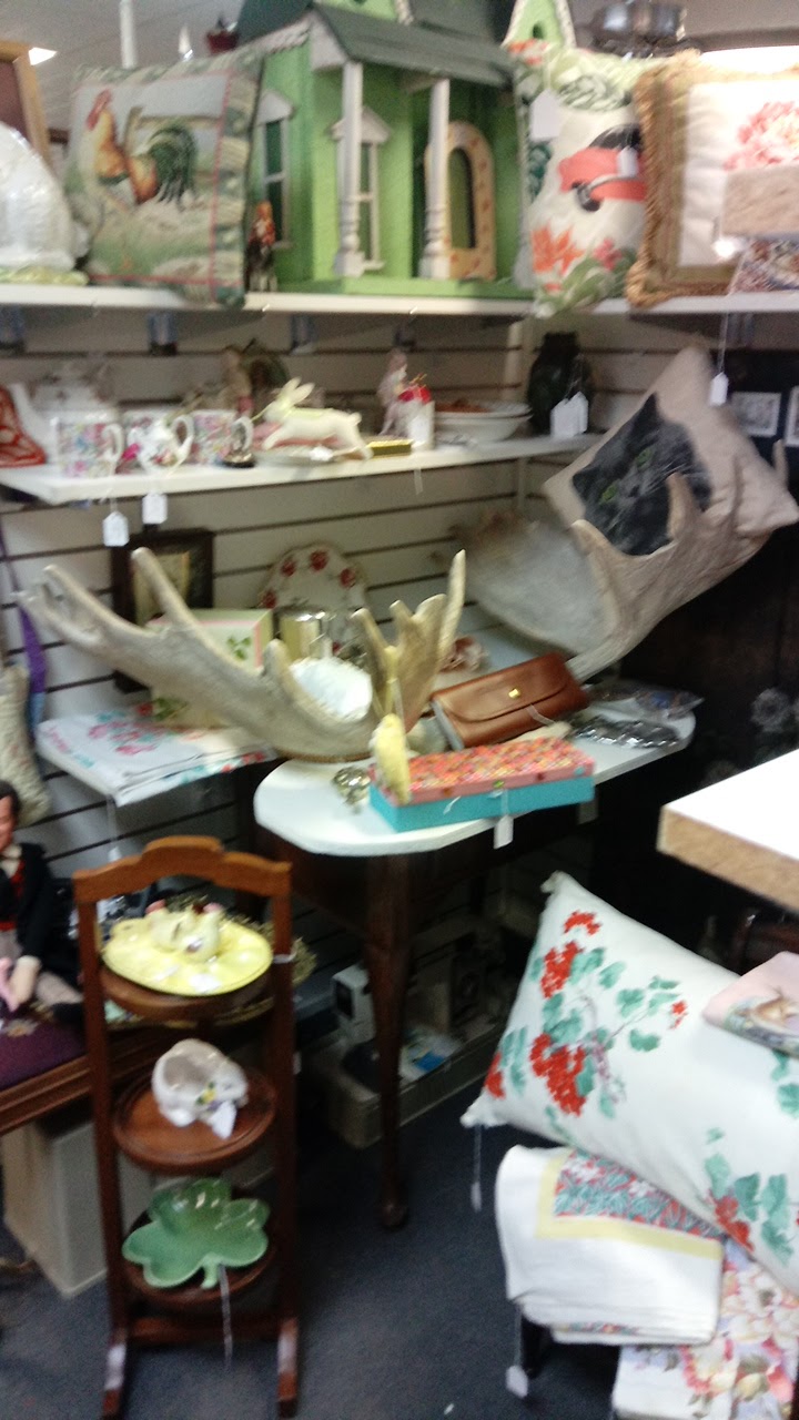 Memories Too Antique Center | 2208 Boston Turnpike, Coventry, CT 06238 | Phone: (860) 742-2865