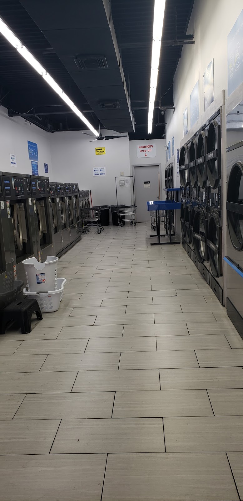 Washing Well Laundromat Of New Windsor | 436 Blooming Grove Turnpike Suite 600, New Windsor, NY 12553 | Phone: (845) 713-4644