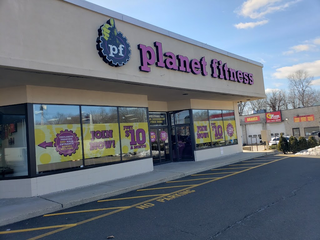 Planet Fitness | 440 Boston Post Rd, Orange, CT 06477 | Phone: (203) 795-9848