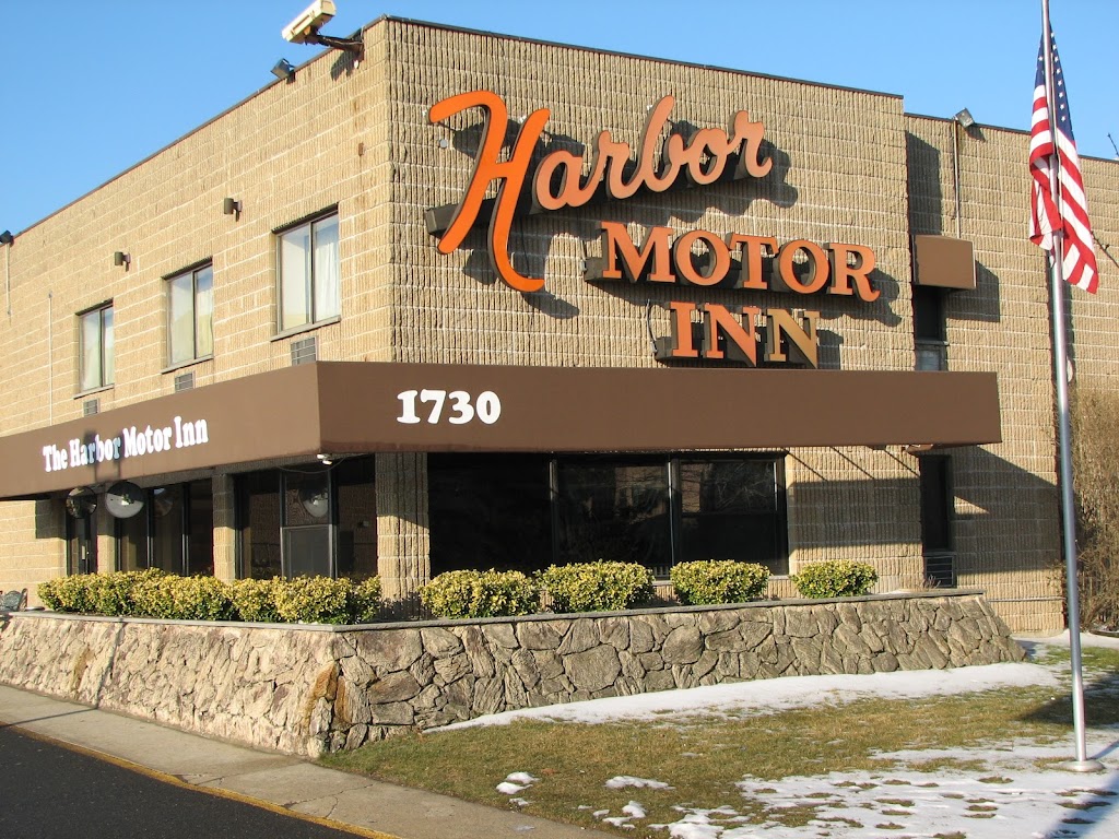 Harbor Motor Inn | 1730 Shore Pkwy, Brooklyn, NY 11214 | Phone: (718) 946-9200