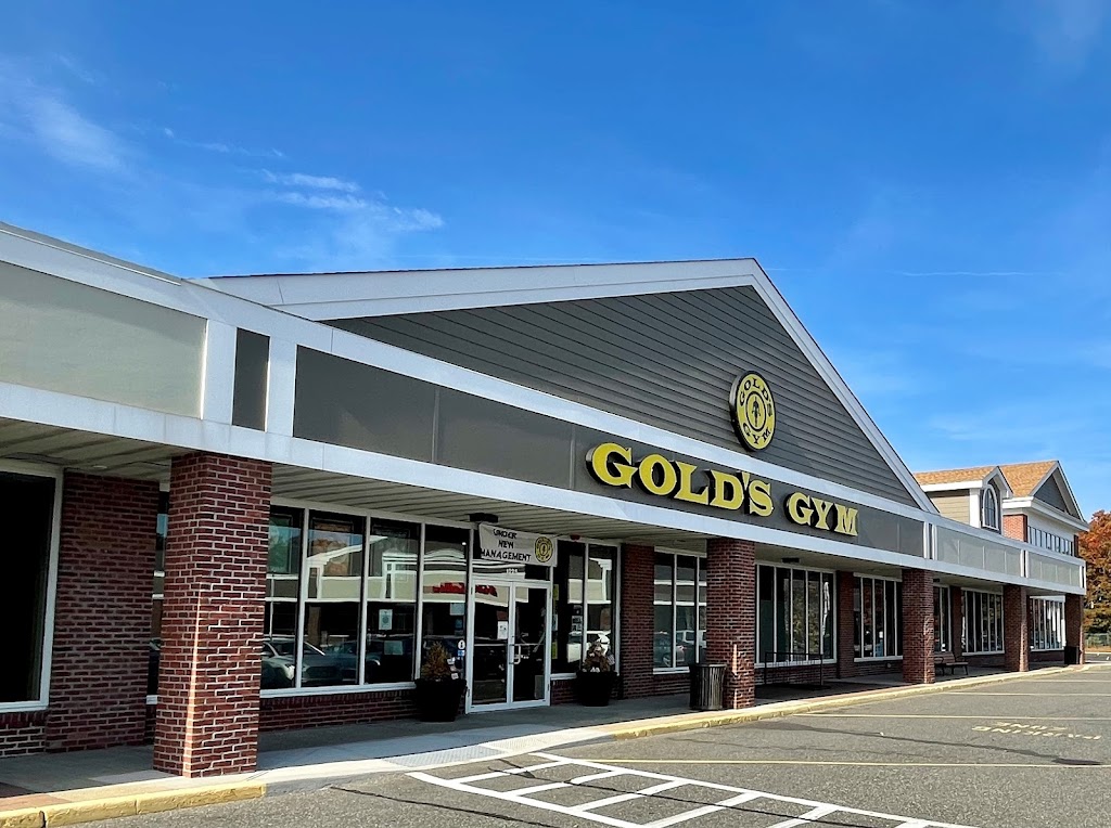 Golds Gym | 1225 Middle Country Rd, Middle Island, NY 11953 | Phone: (631) 358-5754