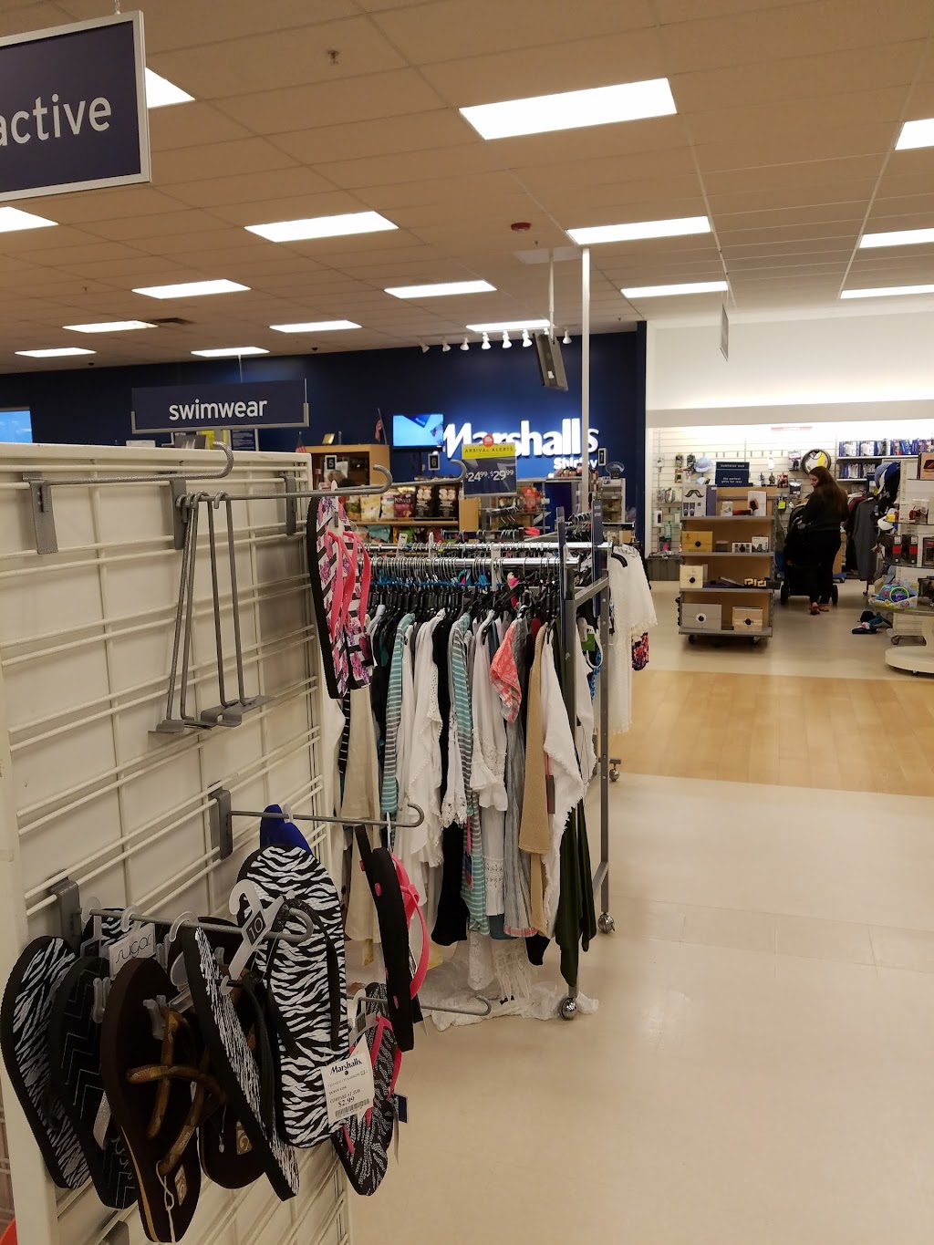 Marshalls | 999 Montauk Hwy, Shirley, NY 11967 | Phone: (631) 399-0235