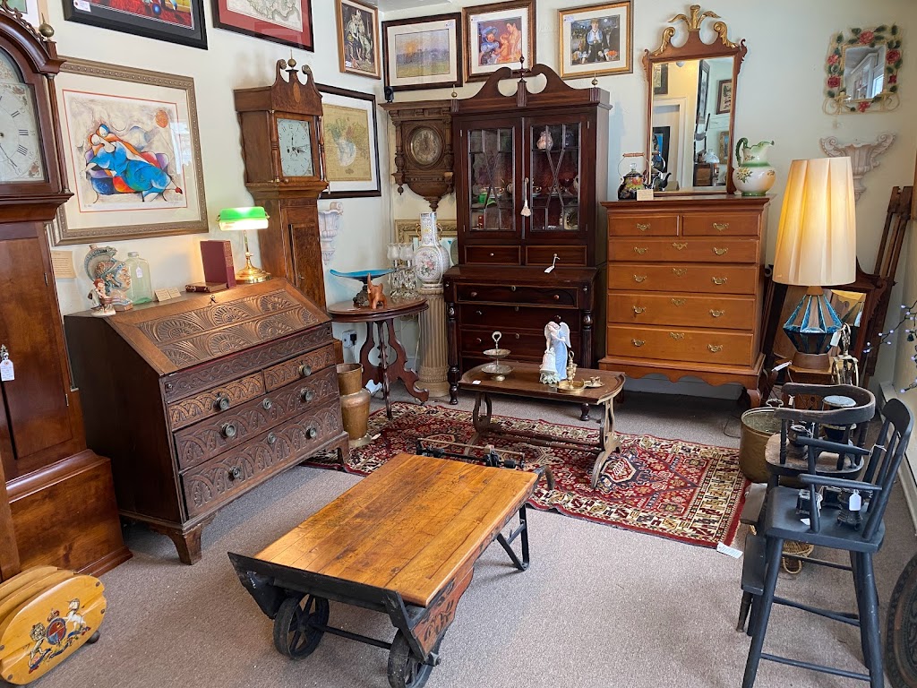 Unique Antiques of Connecticut | 167 Albany Turnpike, Canton, CT 06019 | Phone: (860) 400-2356