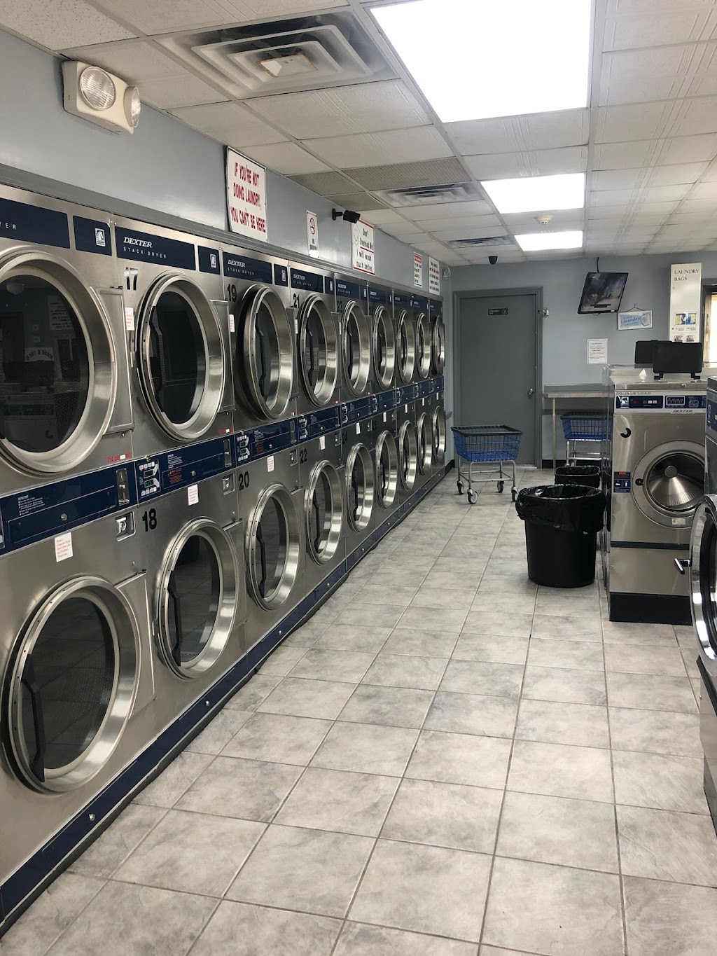 Walden Laundromat Inc | 75 E Main St, Walden, NY 12586 | Phone: (845) 713-5155