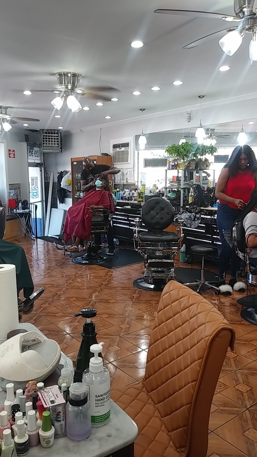 Brooks Barber Shop | 12330 Merrick Blvd, Queens, NY 11434 | Phone: (347) 239-2944