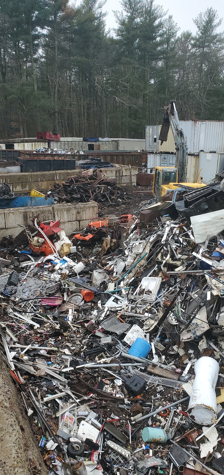 Leveilles Auto Recycling | 96 Egypt Rd, Somers, CT 06071 | Phone: (860) 288-5914