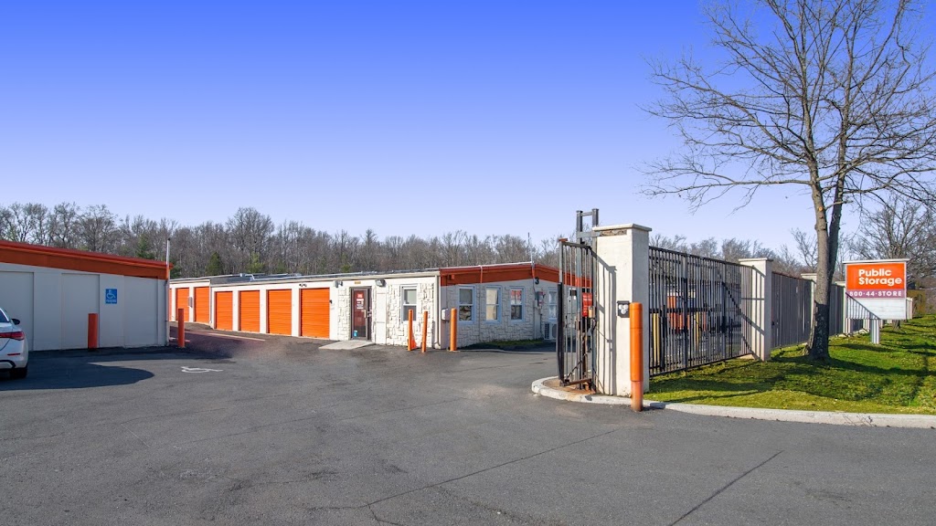 Public Storage | 3825 US-1, Monmouth Junction, NJ 08852 | Phone: (732) 997-7729