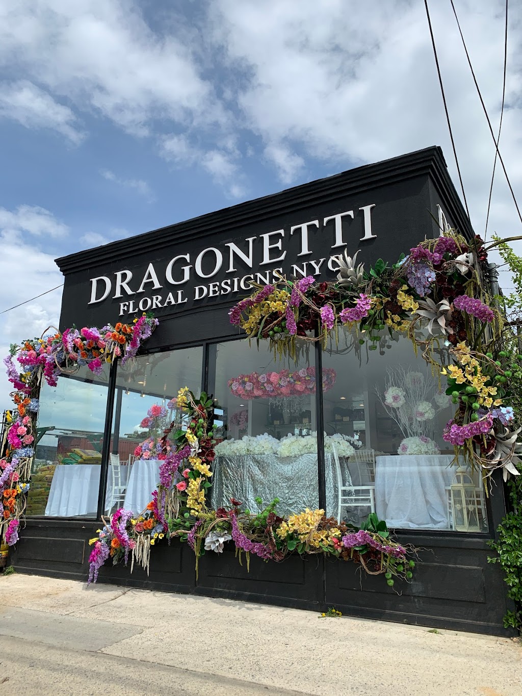 Dragonetti Florist & Garden Center | 1875 Ralph Ave, Brooklyn, NY 11234 | Phone: (718) 241-3172