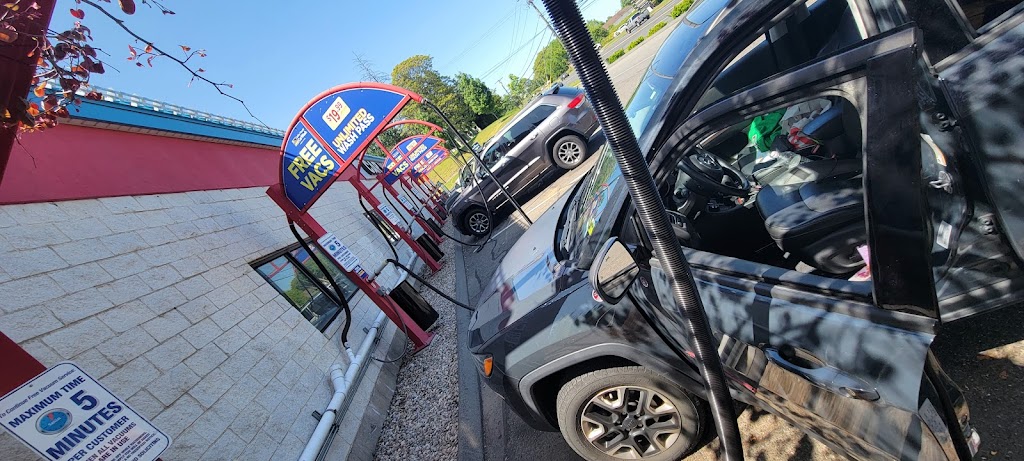 Golden Nozzle Car Wash | 623 Cromwell Ave, Rocky Hill, CT 06067 | Phone: (860) 436-3126