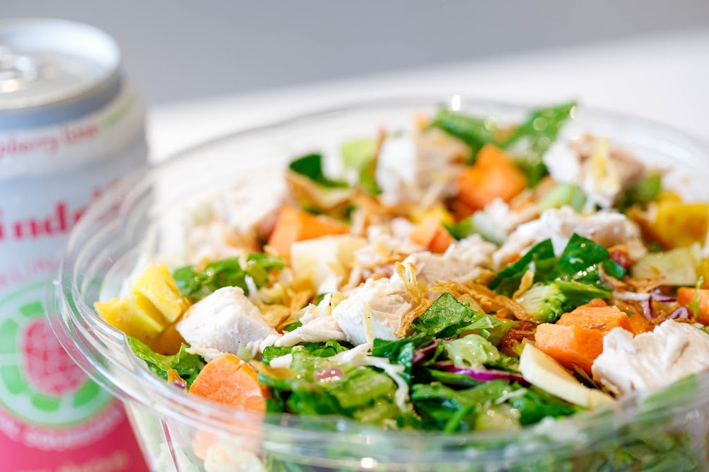 Chopt Creative Salad Co. | 383 Willis Ave, Roslyn Heights, NY 11577 | Phone: (516) 464-5111