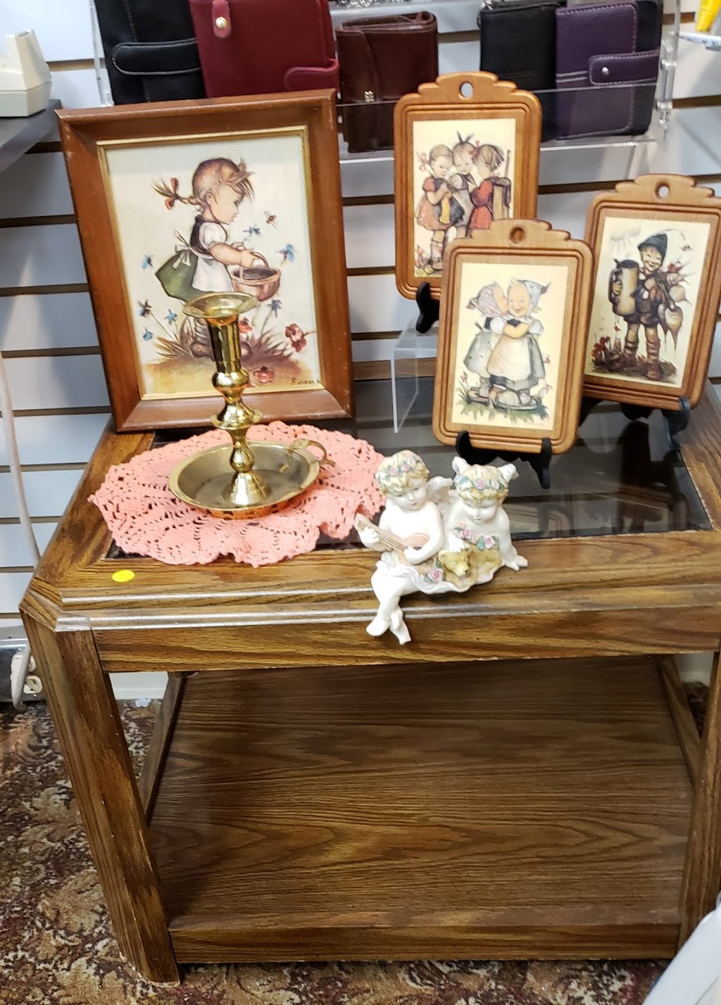 Hand to Hand Thrift Store | 465 N Main St, Bristol, CT 06010 | Phone: (860) 973-3676